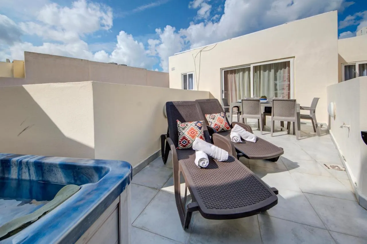 Sapphire Court Penthouse Apartment Sliema By Shortletsmalta 0*,