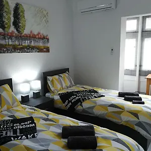 Luxury Close To Seafront Apartment